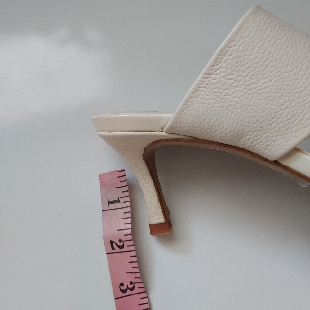 Zara Toe Post Heeled Leather Sandals - Picture 13 of 14